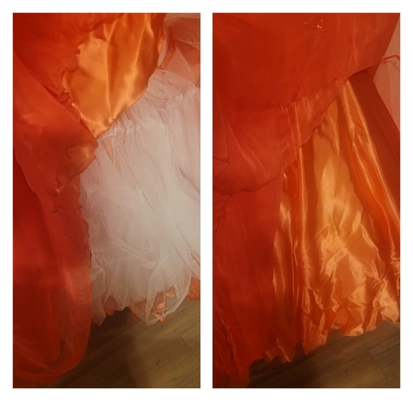 Mac Duggal Prom Gown - Picture 10 of 10